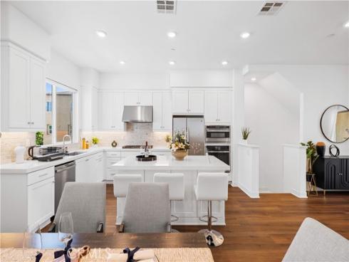 150 Abacus , Irvine, CA