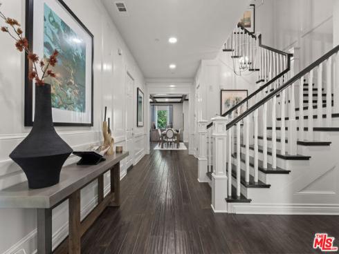 55 Suede , Irvine, CA