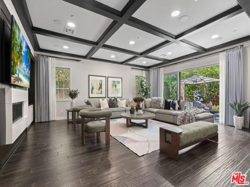 55 Suede , Irvine, CA