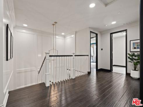 55 Suede , Irvine, CA