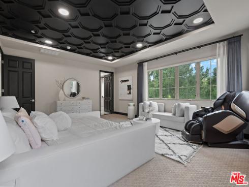 55 Suede , Irvine, CA