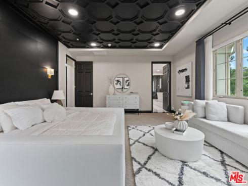 55 Suede , Irvine, CA