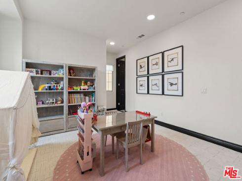 55 Suede , Irvine, CA