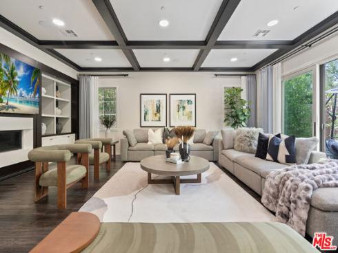 55 Suede , Irvine, CA