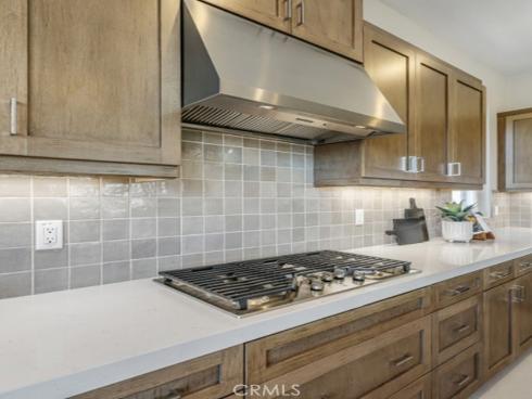 190 Proctor , Irvine, CA