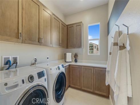 190 Proctor , Irvine, CA