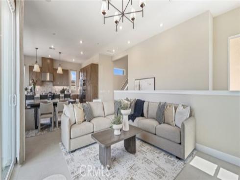 190 Proctor , Irvine, CA