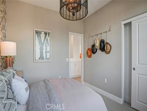 175 Billings , Irvine, CA