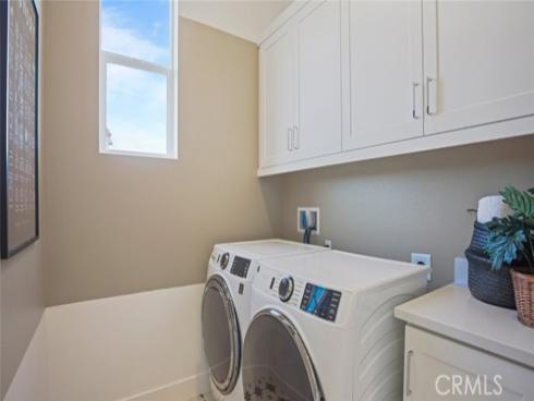 175 Billings , Irvine, CA