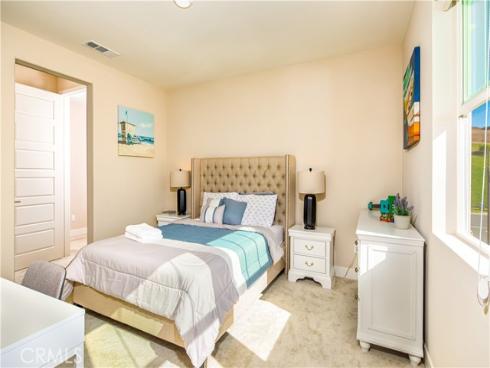 71  Einstein   Way, Irvine, CA