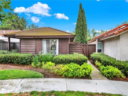 134 Orchard , Irvine, CA