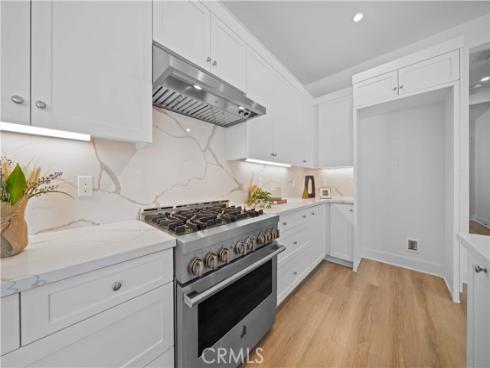 114 eversedge , Irvine, CA