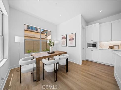 114 eversedge , Irvine, CA