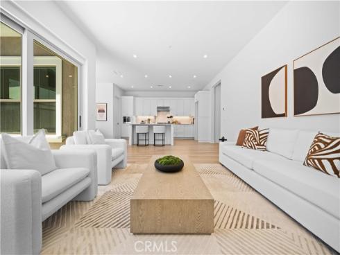 114 eversedge , Irvine, CA