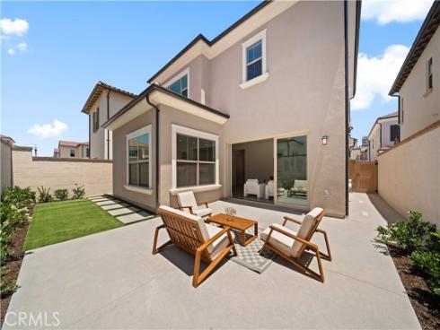 114 eversedge , Irvine, CA