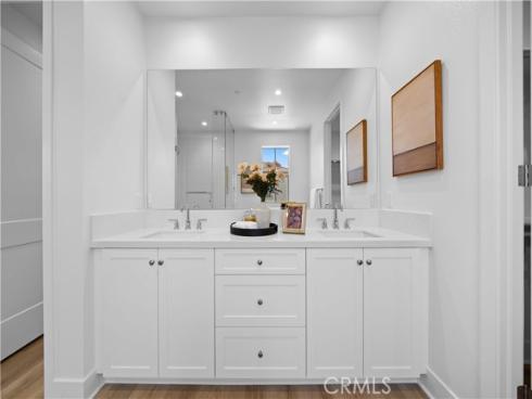 114 eversedge , Irvine, CA