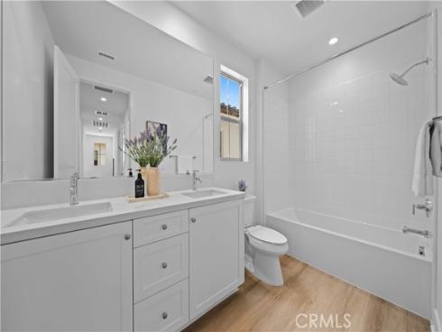 114 eversedge , Irvine, CA