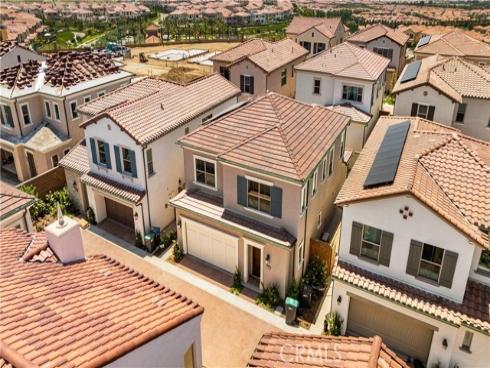 114 eversedge , Irvine, CA