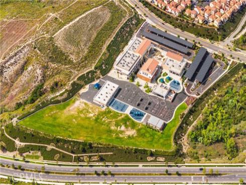 114 eversedge , Irvine, CA