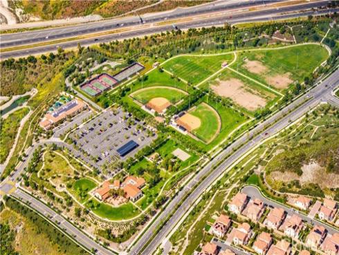 114 eversedge , Irvine, CA