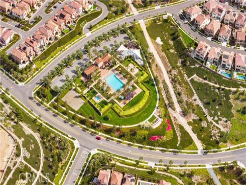 114 eversedge , Irvine, CA