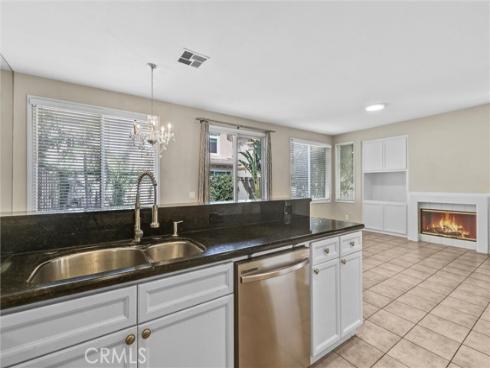 11 Santa Cruz Aisle , Irvine, CA