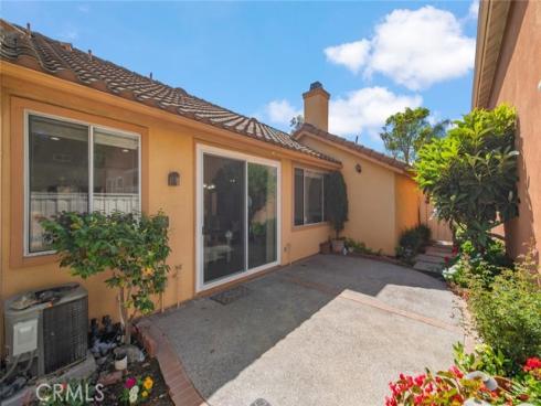 12 Parthenia , Irvine, CA