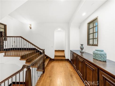 20  Cactus  , Irvine, CA