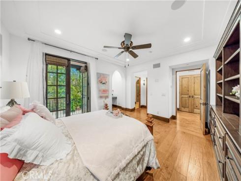 20  Cactus  , Irvine, CA