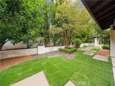 20  Cactus  , Irvine, CA