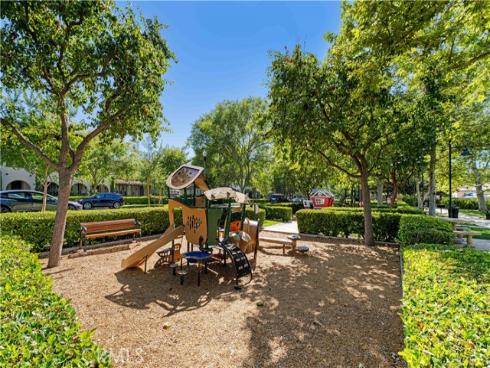 32  Perennial  , Irvine, CA