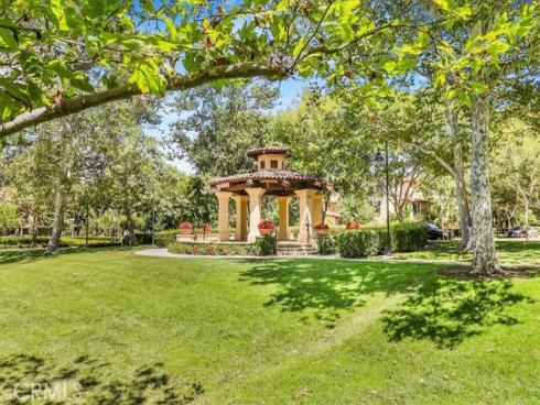 32  Perennial  , Irvine, CA