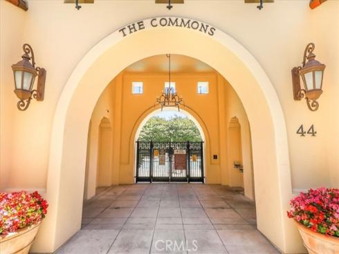 32  Perennial  , Irvine, CA