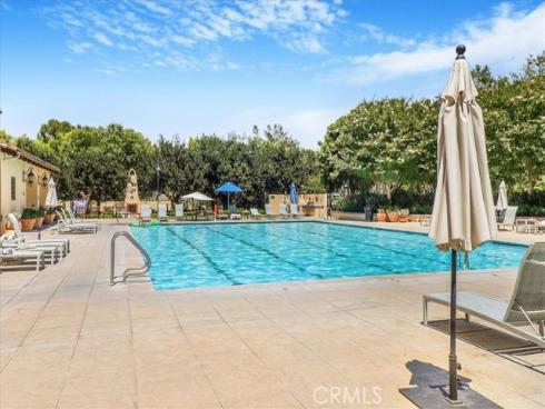 32  Perennial  , Irvine, CA