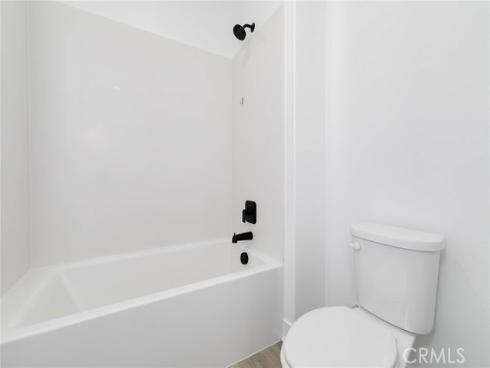 484  Chorus  , Irvine, CA