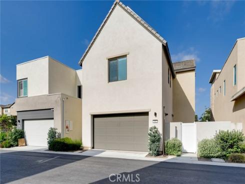 484  Chorus  , Irvine, CA