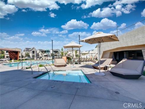 484  Chorus  , Irvine, CA