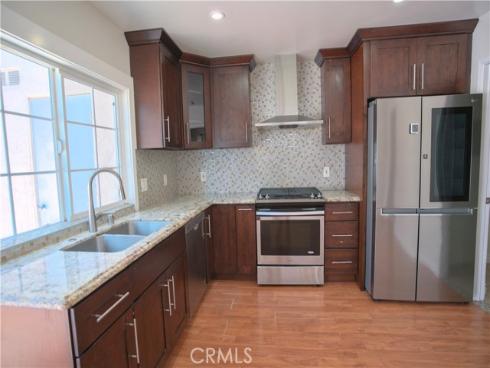 10  Raleigh  , Irvine, CA