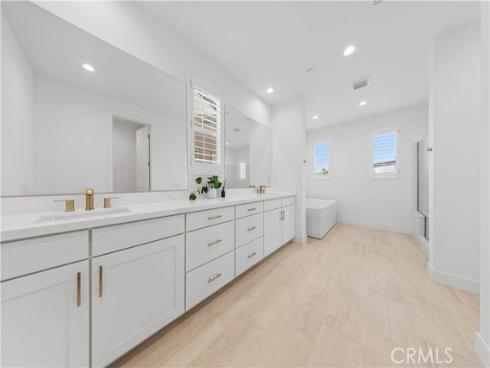 112 Sentosa , Irvine, CA