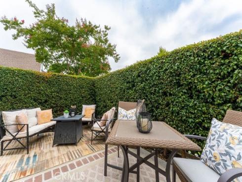 77 Fallingstar , Irvine, CA