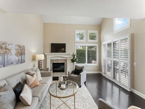 77 Fallingstar , Irvine, CA