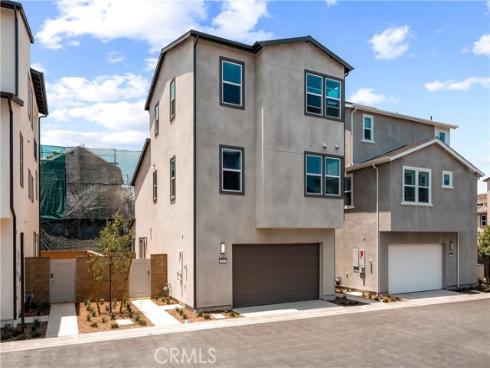 239 Yerba , Irvine, CA