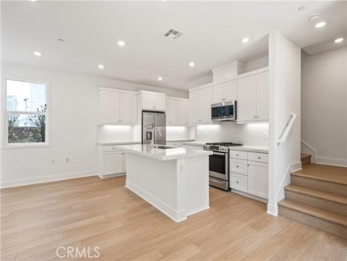 239 Yerba , Irvine, CA