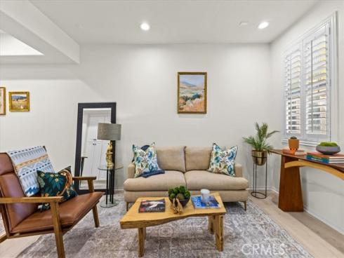 35 Cienega , Irvine, CA