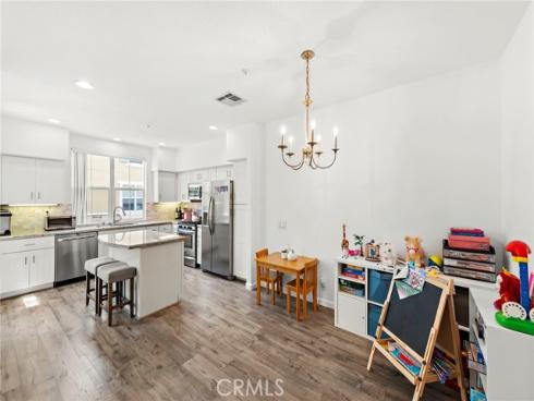 206 Terra Bella , Irvine, CA