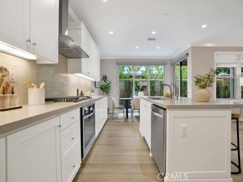 159  Frazier  , Irvine, CA