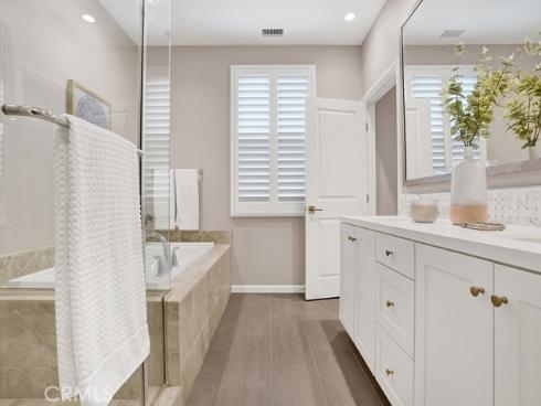 159  Frazier  , Irvine, CA