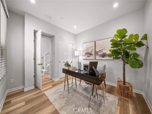 206  Milky Way  , Irvine, CA