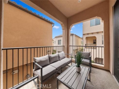 206  Milky Way  , Irvine, CA