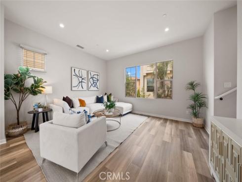 206  Milky Way  , Irvine, CA